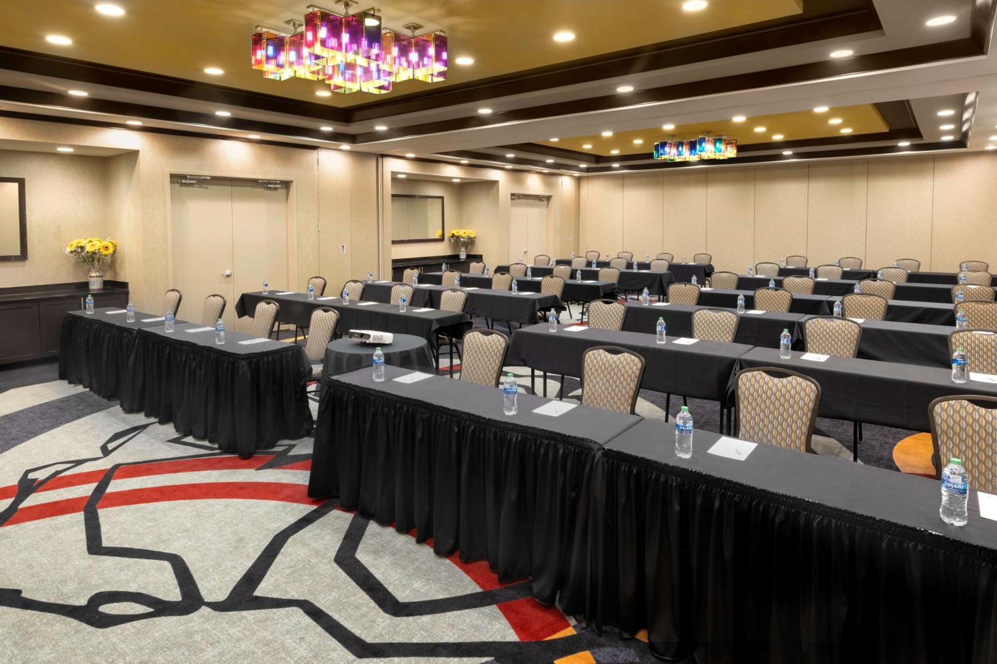 רואנוק Hilton Garden Inn Ft Worth Alliance Airport מראה חיצוני תמונה