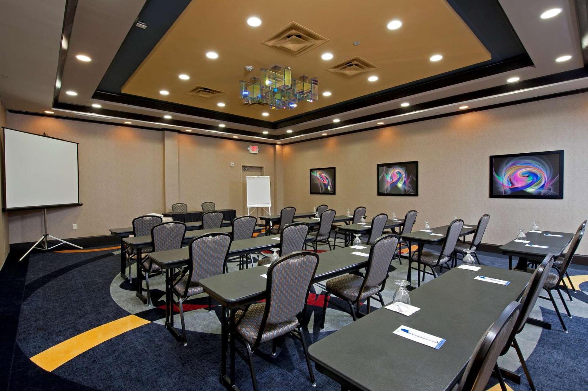 רואנוק Hilton Garden Inn Ft Worth Alliance Airport מראה חיצוני תמונה